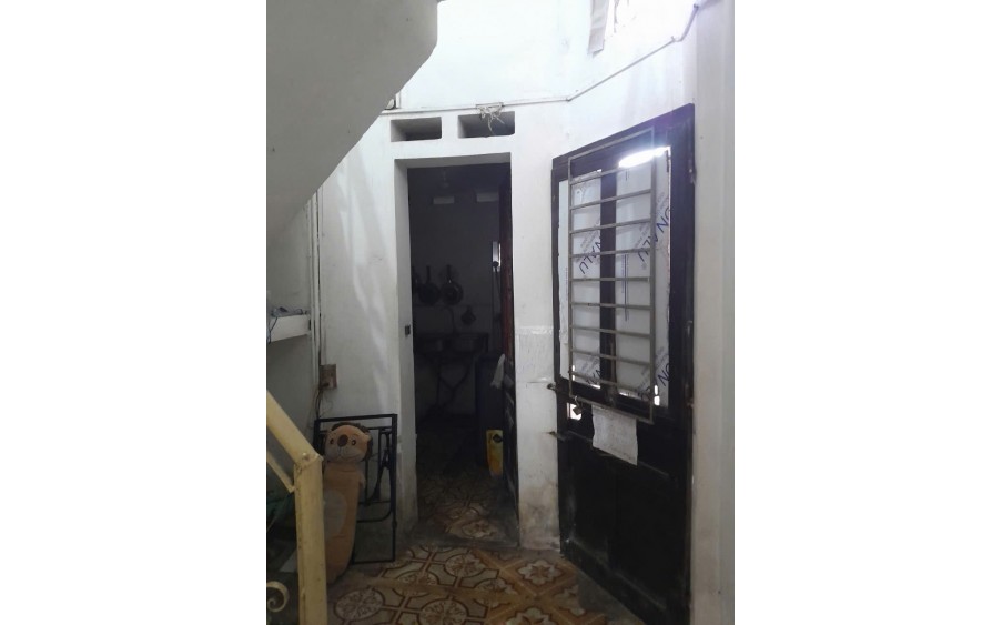 Cho thuê nhà kinh doanh tầng 1, Phố Phùng Hưng, Hà Đông 3 tầng, 50m2, 3 ngủ, 13 Triệu